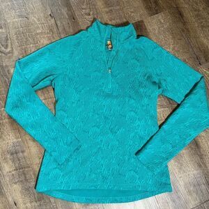 Lucy Quarter Zip Activewear Long Sleeved Pullover Small